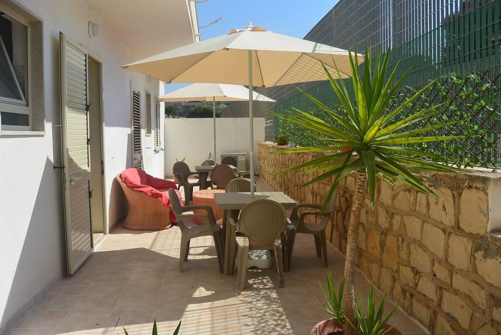 Le Signorine Bed and Breakfast Cava dʼAliga Buitenkant foto